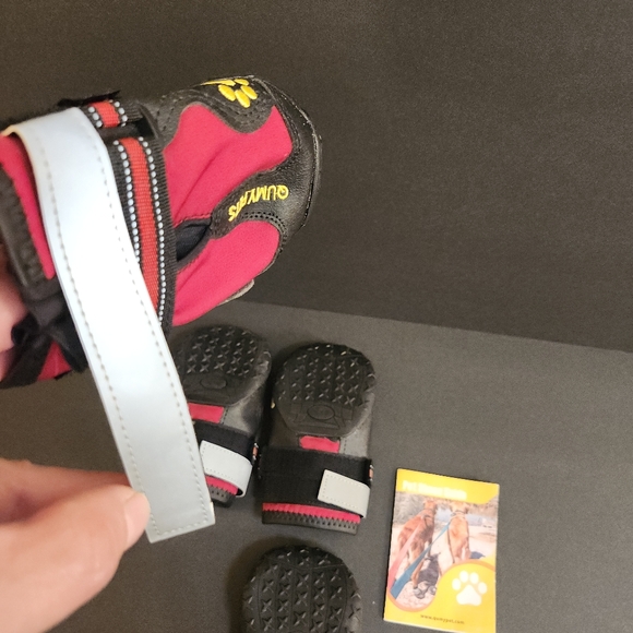 QUMY PETS RED/BLACK SIZE 7 (63-75LBS) WATERPROOF PROTECTIVE ADJ. DOG BOOTS NWOT - Picture 8 of 14